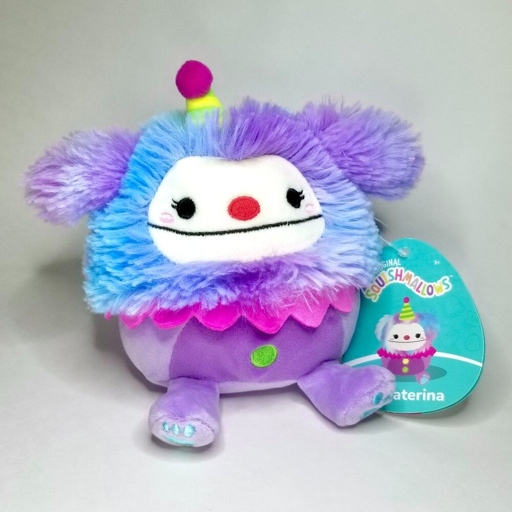 SOLD! - NWT 5" Yekaterina The Bigfoot Circus Clown Costume Squishmallow